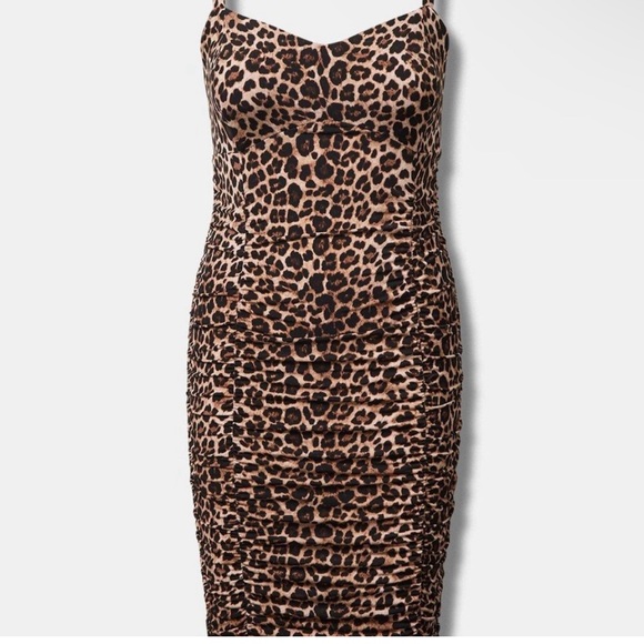 TORRID BodyCon Marilyn Monroe Midi Ruched Leopard Print V-Back Dress 22/24 NWT - Picture 5 of 16